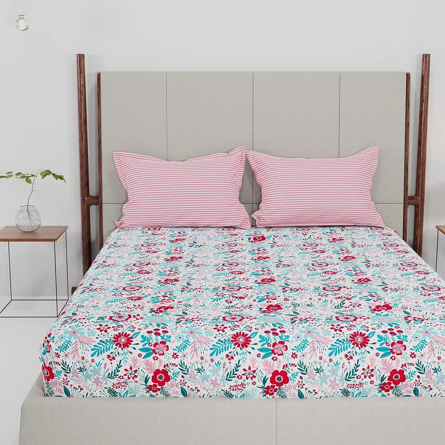 Trident Feather tales GARDENIA BLOOM PINK 144 TC Cotton Double Bed Bedsheet With 2 Pillow Covers