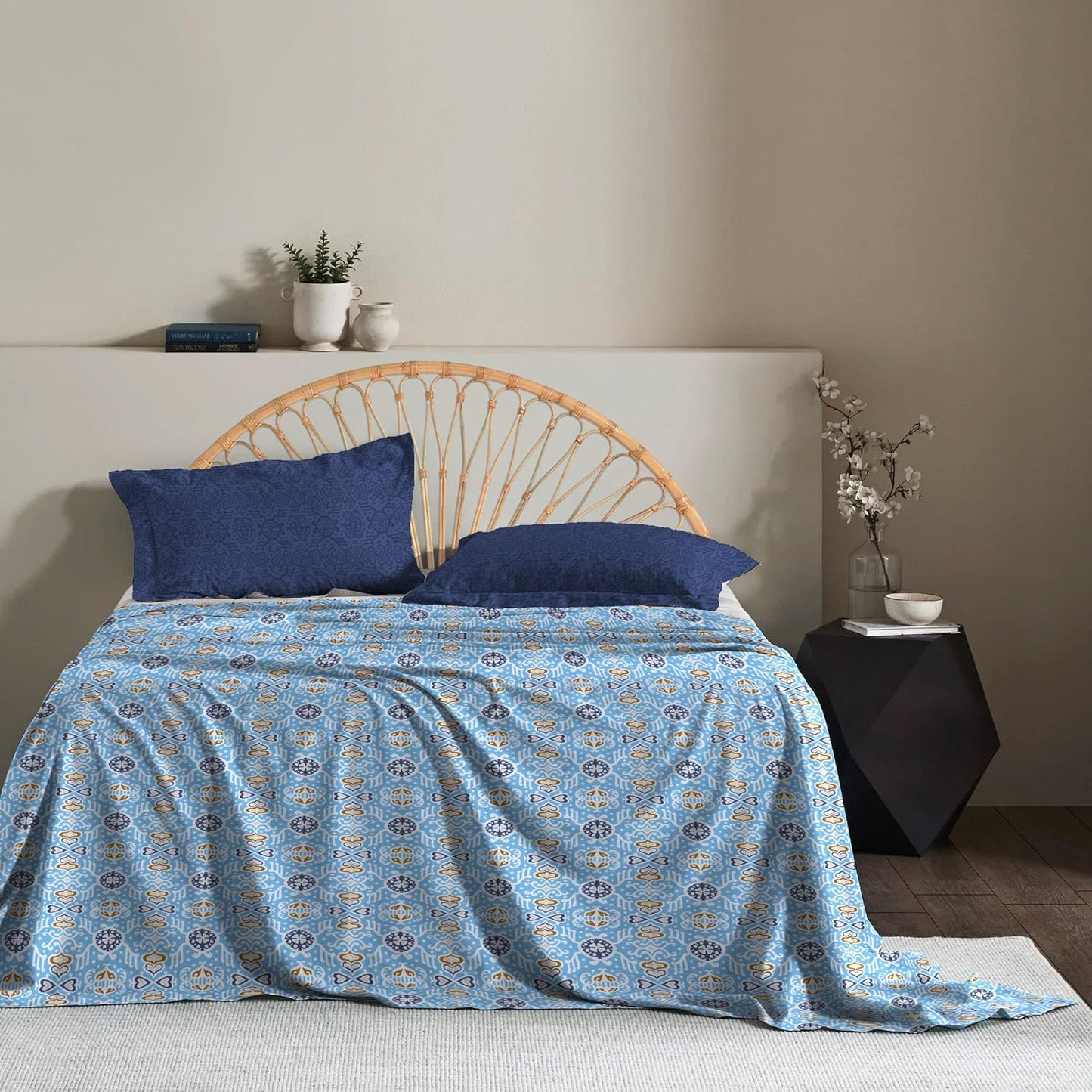 Trident Moments Iceland Blue 120 TC Cotton Double Bed Bedsheet With 2 Pillow Covers