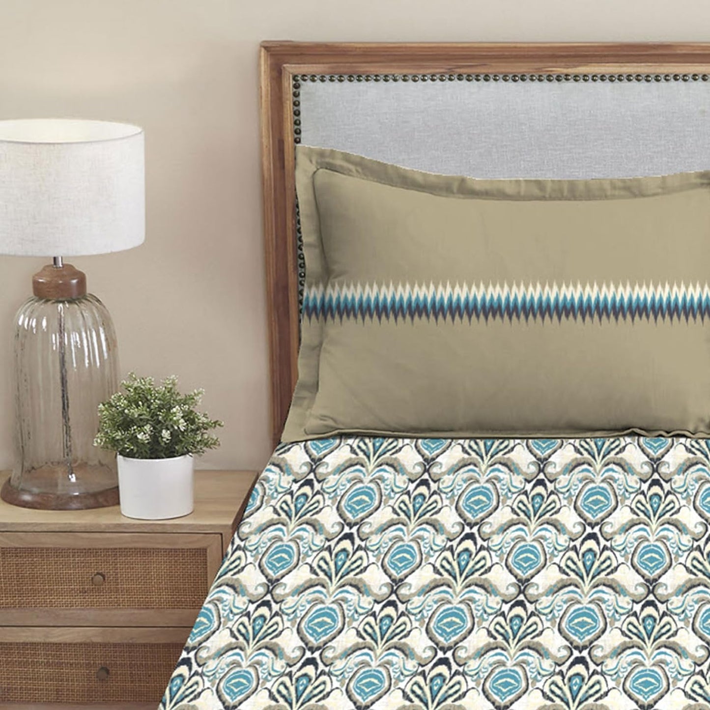 Trident Dusk & Down OASIS BLUE 144 TC Cotton Double Bed Bedsheet With 2 Pillow Covers