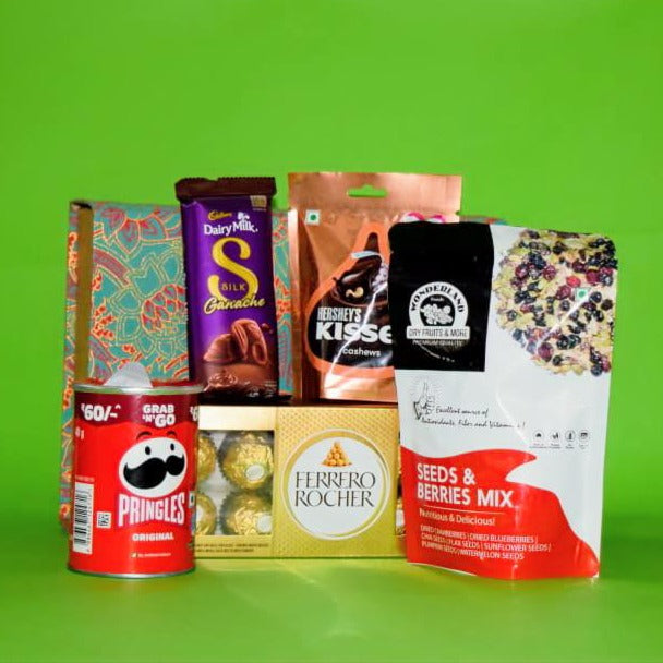 Crunch & Cocoa Delight Hamper