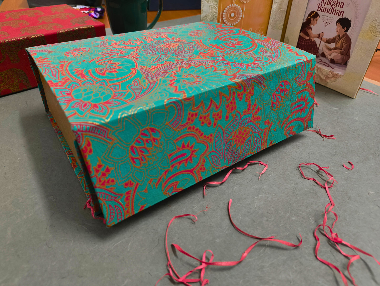 Magnetic Rigid Hamper Box(26*20*9 cm)