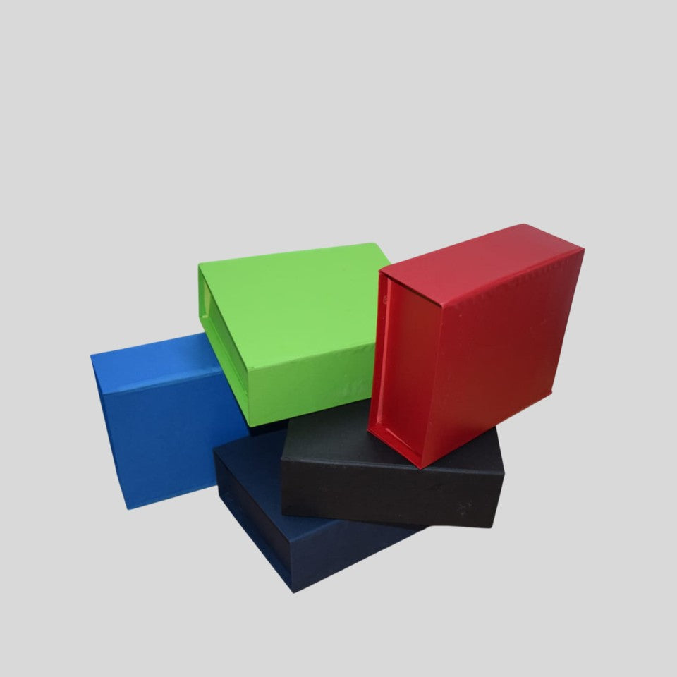 Solid Color Rigid Magnetic Box