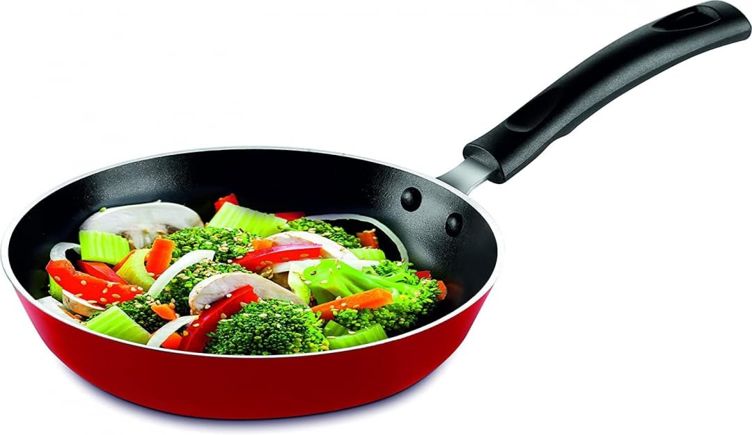 Pigeon Storm Fry Pan 200