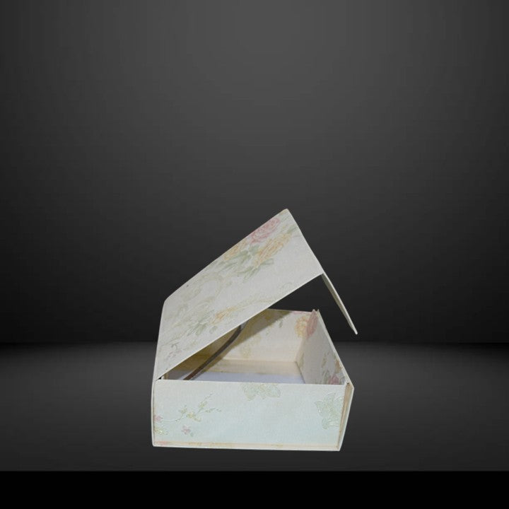 Collapsible Rigid Box ( 28x24x9 CM)