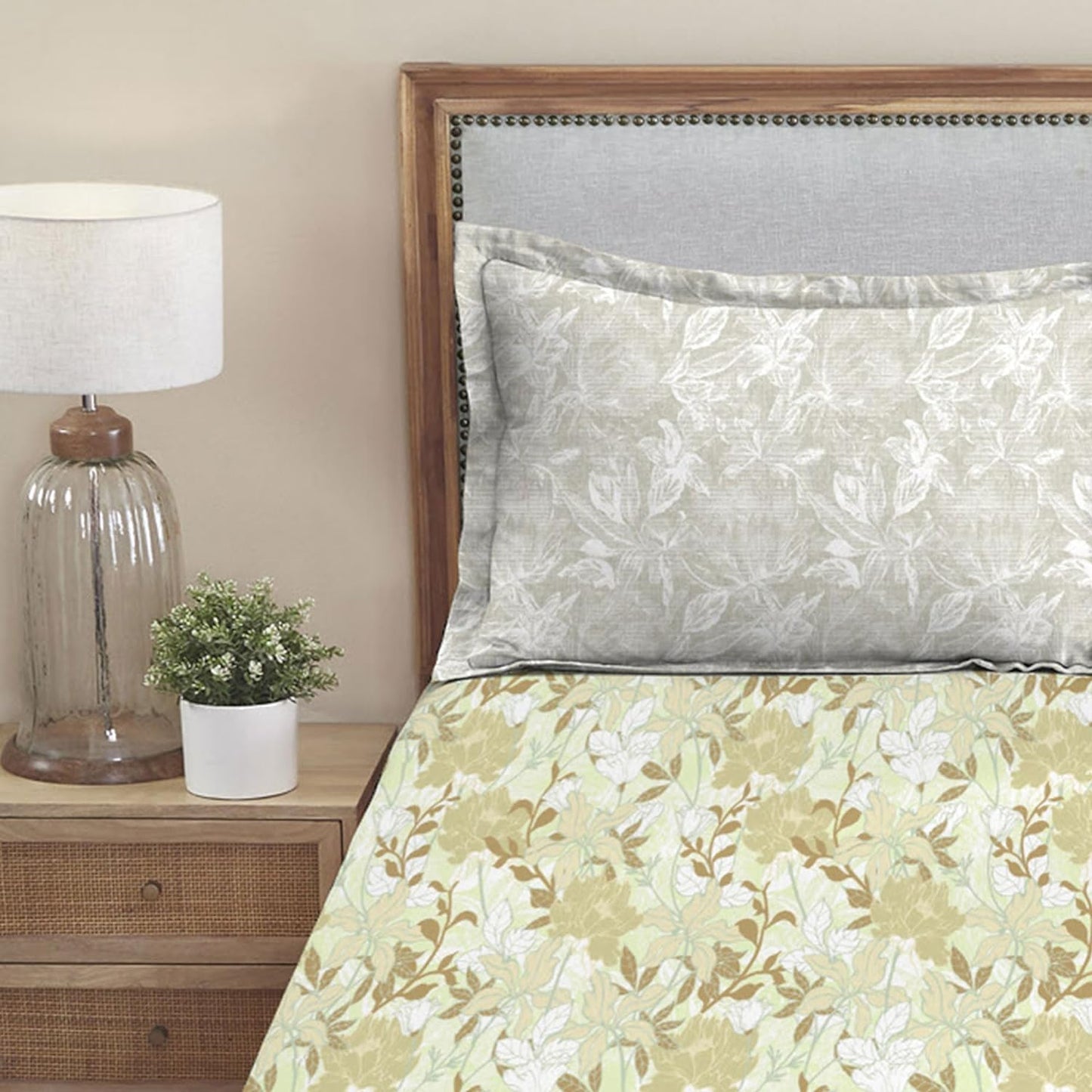 Trident Dusk & Down TUSCANY FLORAL YELLOW 144 TC Cotton Double Bed Bedsheet With 2 Pillow Covers